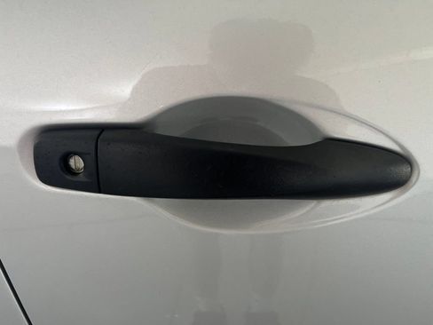 Used 2025 Nissan Versa S w/ Trunk Package FWD image 45