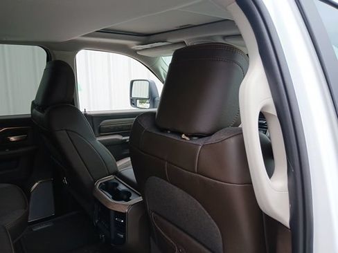 New 2026 RAM 3500 Longhorn AWD/4WD image 27