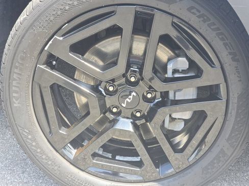 Used 2023 Kia Telluride EX X-Line AWD/4WD image 10