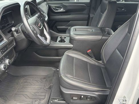 Used 2023 GMC Yukon XL SLT image 20