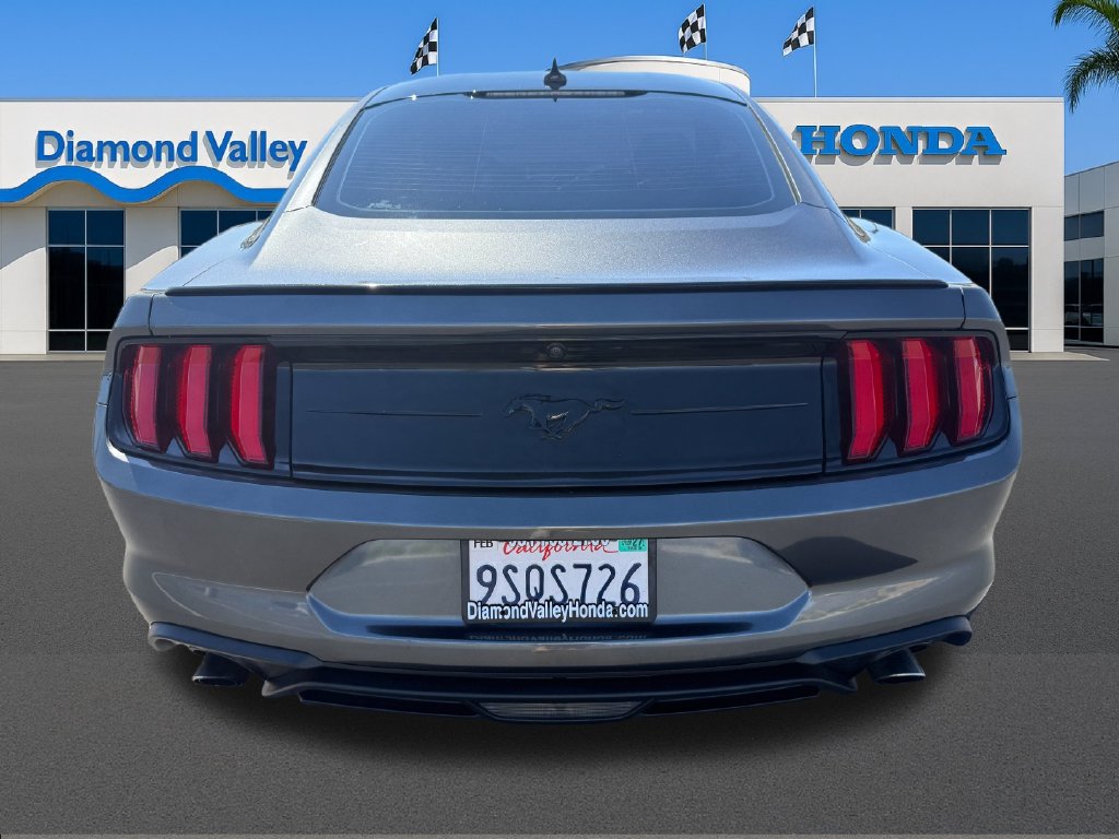 Used 2020 Ford Mustang Coupe w/ Black Accent Package RWD image 5