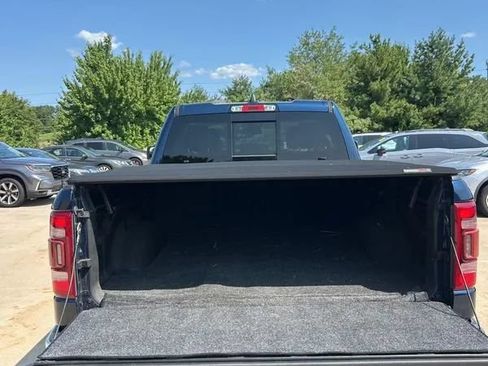 Used 2019 RAM 1500 Laramie AWD/4WD image 29