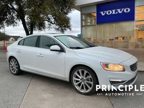 Used 2018 Volvo S60 T5 Inscription w/ Climate Package image 1