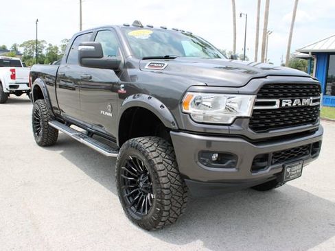 Used 2024 RAM 2500 Big Horn w/ Sport Appearance Package AWD/4WD image 15