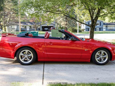 Used 2006 Ford Mustang GT Premium RWD image 9