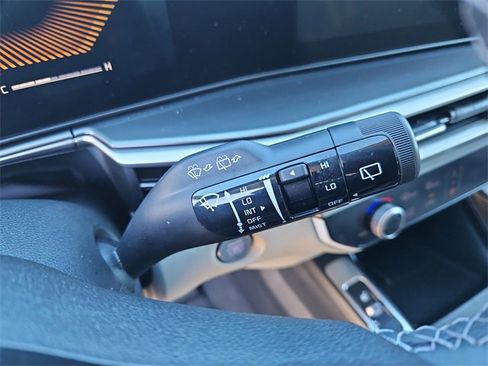 Certified 2025 Kia Sorento S image 23