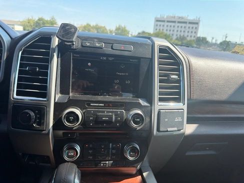 Used 2015 Ford F150 King Ranch w/ Equipment Group 601A Luxury AWD/4WD image 22