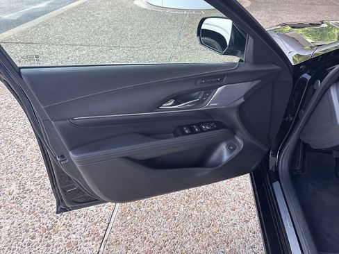 Certified 2022 Cadillac CT4 Premium Luxury AWD/4WD image 23
