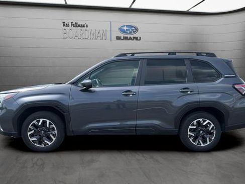 Used 2025 Subaru Forester Premium w/ Convenience Package #1 AWD/4WD image 9