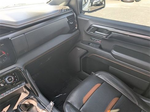 Used 2023 GMC Sierra 1500 AT4 w/ AT4 Premium Package image 17