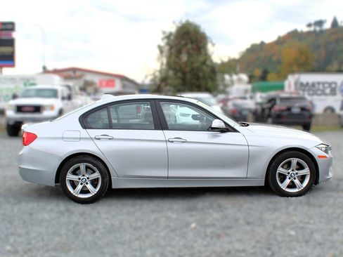 Used 2014 BMW 328i xDrive XI SULEV image 8