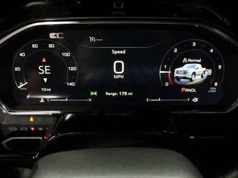 New 2026 GMC Sierra 1500 Elevation image 24