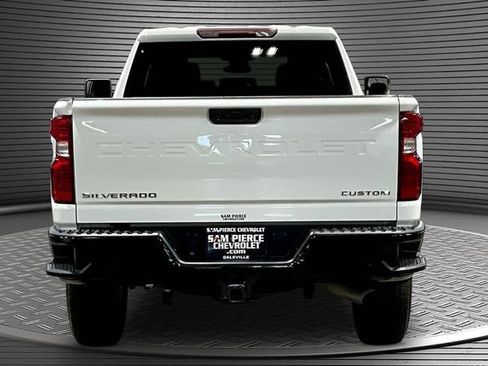 Certified 2024 Chevrolet Silverado 2500 Custom w/ Custom Convenience Package AWD/4WD image 4