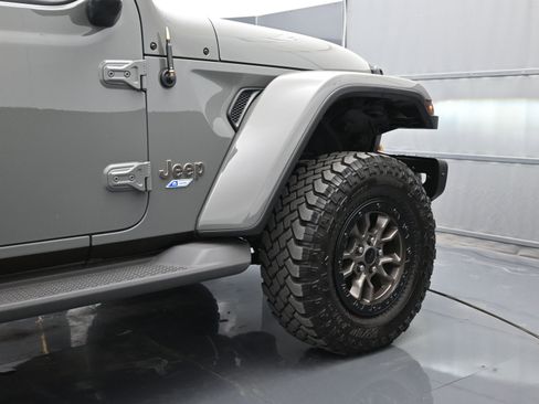 Used 2021 Jeep Wrangler Unlimited Rubicon w/ Dual Top Group image 44