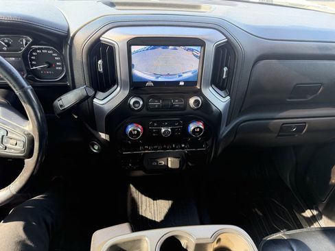 Used 2022 GMC Sierra 3500 SLE w/ Driver Alert Package I AWD/4WD image 9