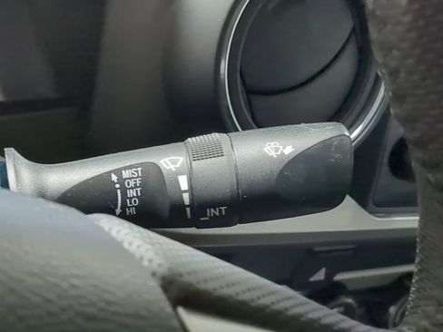 Used 2019 Toyota Tacoma SR5 image 32