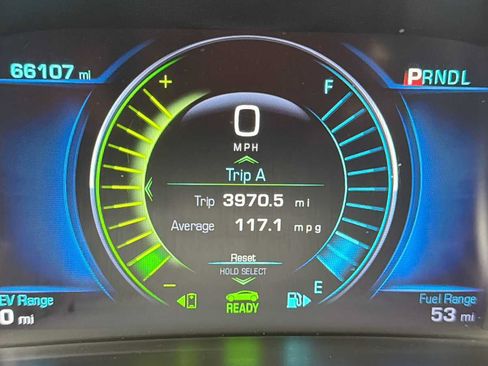 Used 2018 Chevrolet Volt LT w/ Comfort Package FWD image 17