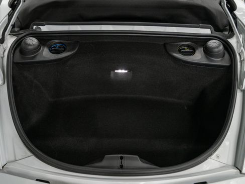 Used 2016 Porsche Boxster Spyder RWD image 12