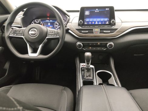 Used 2023 Nissan Altima 2.5 SV image 22