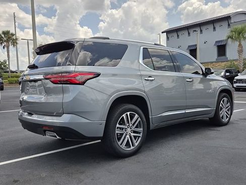 Used 2023 Chevrolet Traverse High Country FWD image 6