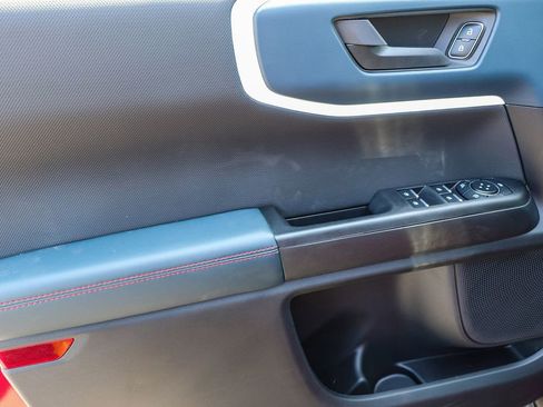 Used 2025 Ford Bronco Sport Heritage w/ Convenience Package image 23