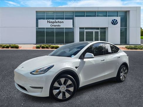 Used 2022 Tesla Model Y Long Range AWD/4WD image 31