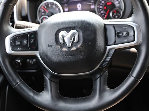 Used 2019 RAM 1500 Big Horn AWD/4WD image 18