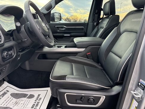 Used 2025 RAM 1500 Laramie w/ Laramie Southwest Edition image 11