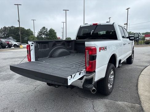Used 2026 Ford F250 Lariat w/ Chrome Package AWD/4WD image 9