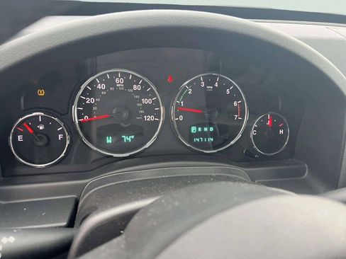 Used 2012 Jeep Liberty Sport w/ Popular Equipment Group AWD/4WD image 5