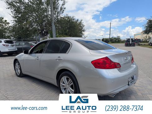 Used 2011 INFINITI G37 x w/ Premium Pkg image 5
