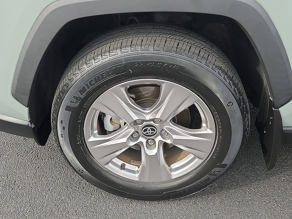 Certified 2023 Toyota RAV4 XLE w/ Convenience Package FWD image 8