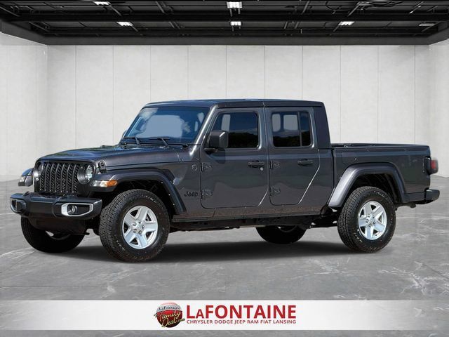 Used 2022 Jeep Gladiator Sport AWD/4WD image 1