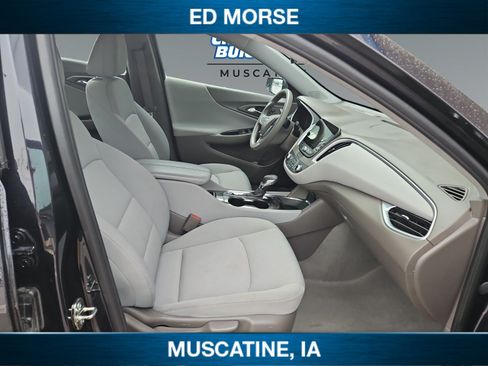 Used 2023 Chevrolet Malibu LT FWD image 16
