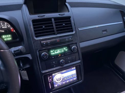 Used 2009 Dodge Journey R/T w/ Entertainment Group #2 image 17