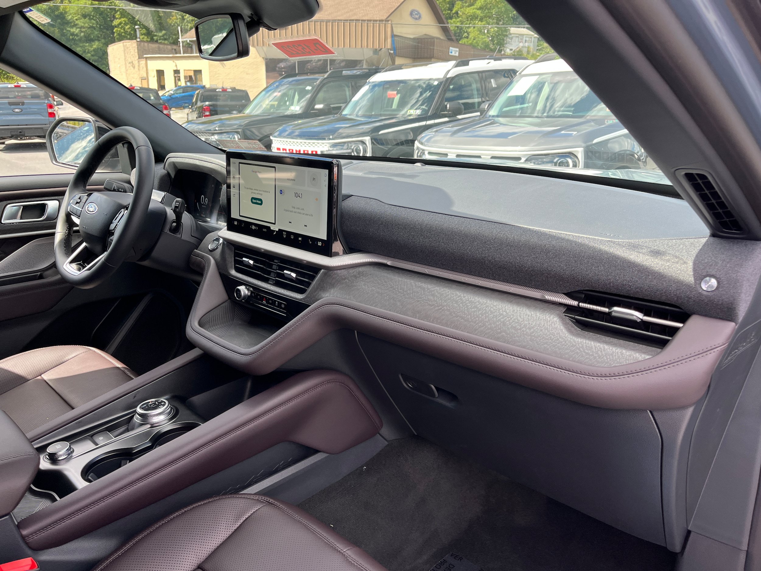 New 2027 Ford Explorer Platinum w/ LUX Leather Package AWD/4WD image 7