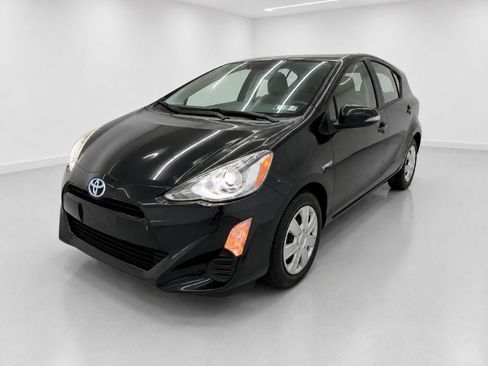 Used 2016 Toyota Prius C Two FWD image 7