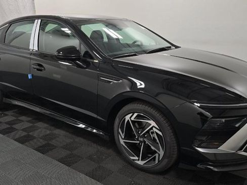 Used 2026 Hyundai Sonata SEL image 2