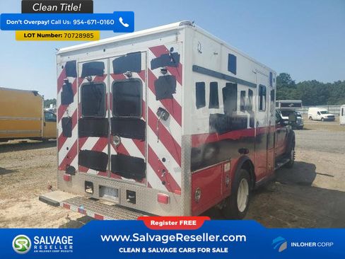 Used 2017 Ford F550 4x4 SuperCab Super Duty image 4