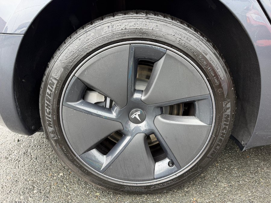 Used 2023 Tesla Model 3 Standard Range RWD image 47
