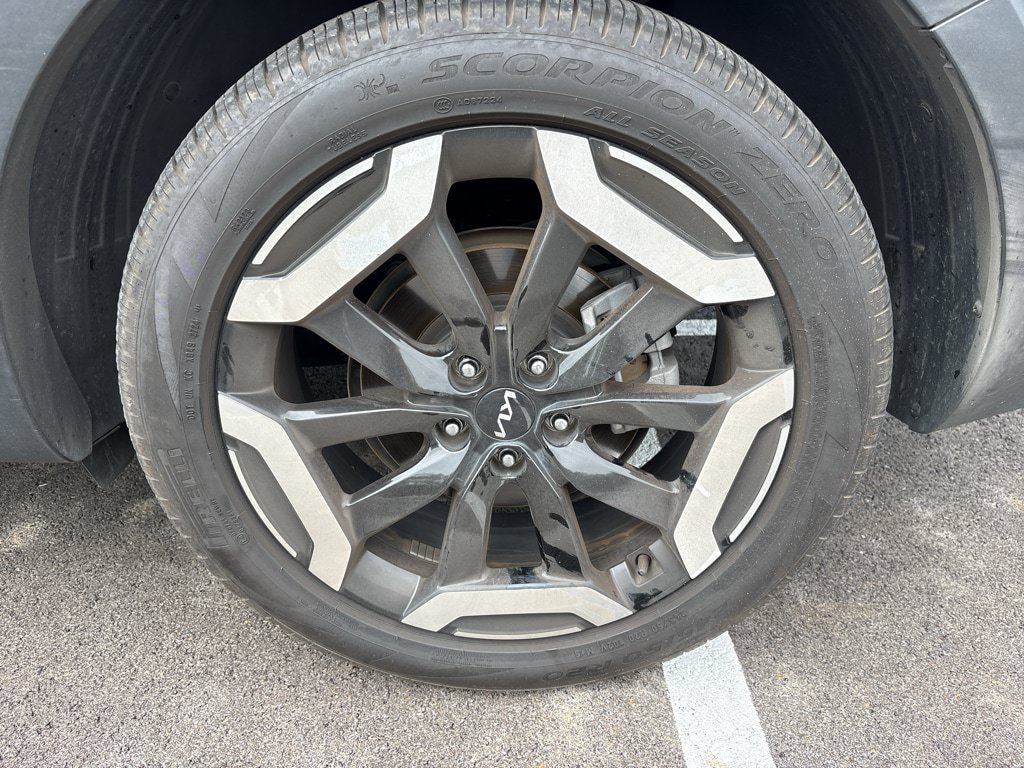 Used 2024 Kia Telluride EX AWD/4WD image 13