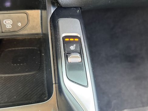 Used 2024 Kia Sorento S AWD/4WD image 23