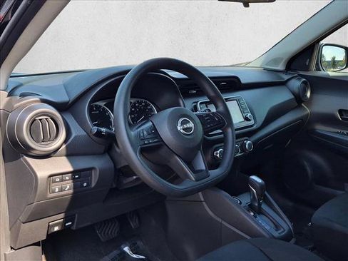 Used 2023 Nissan Kicks S FWD image 10