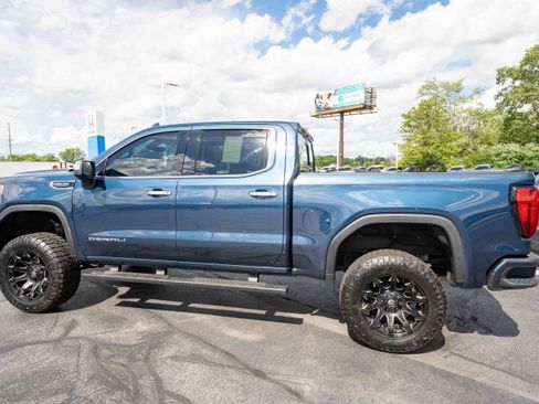 Used 2019 GMC Sierra 1500 Denali w/ Denali Ultimate Package AWD/4WD image 4