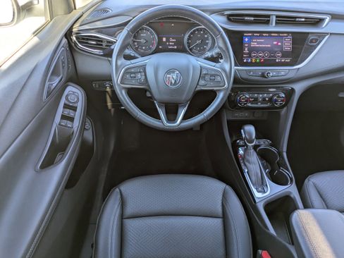 Used 2022 Buick Encore GX Essence w/ Advanced Technology Package image 4