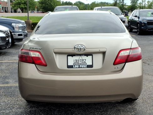 Used 2007 Toyota Camry LE FWD image 28