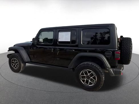 Used 2025 Jeep Wrangler Unlimited Rubicon image 10