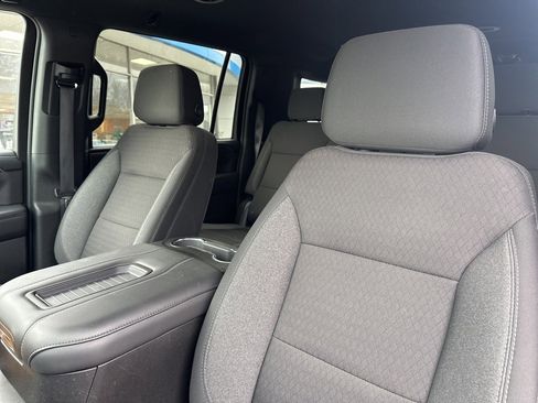 Used 2023 Chevrolet Suburban LS image 11