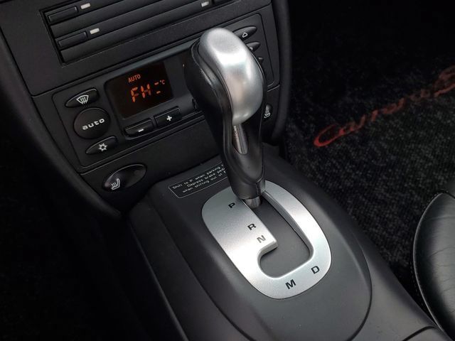 Used 2004 Porsche 911 Carrera 4S AWD/4WD image 24