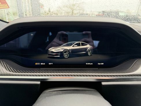 Used 2021 Tesla Model S Plaid image 23
